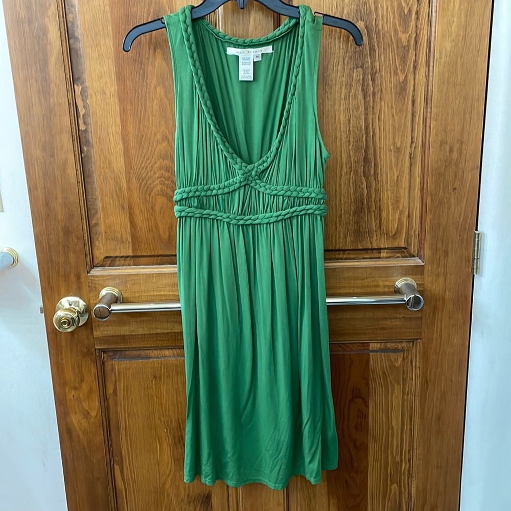 Max Studio Grecian style dress in Kelly Green. size Medium. Like new condition.